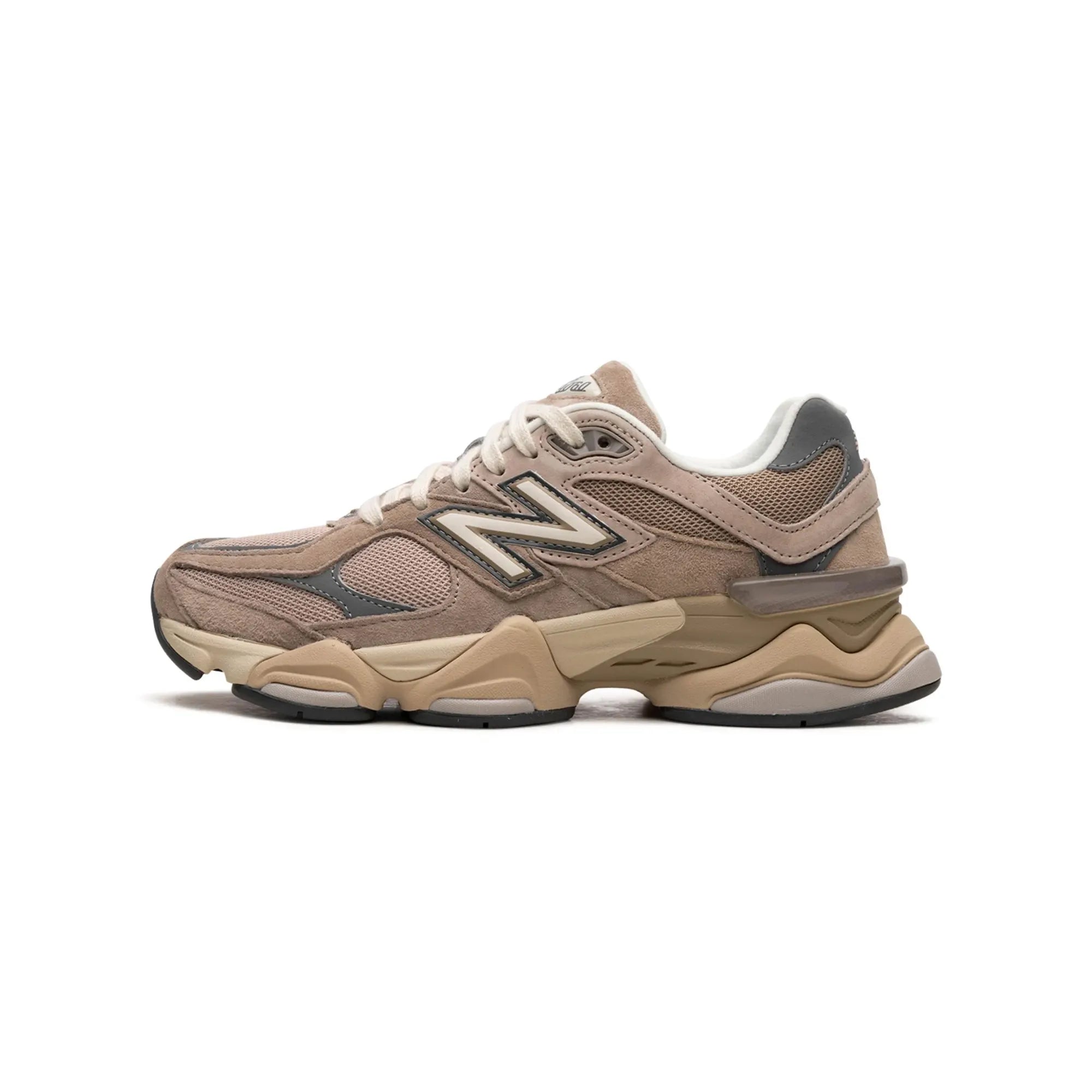 New Balance 9060 Driftwood Castlerock